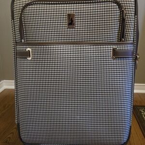 London Fog Stratford II 24" Expandable Spinner